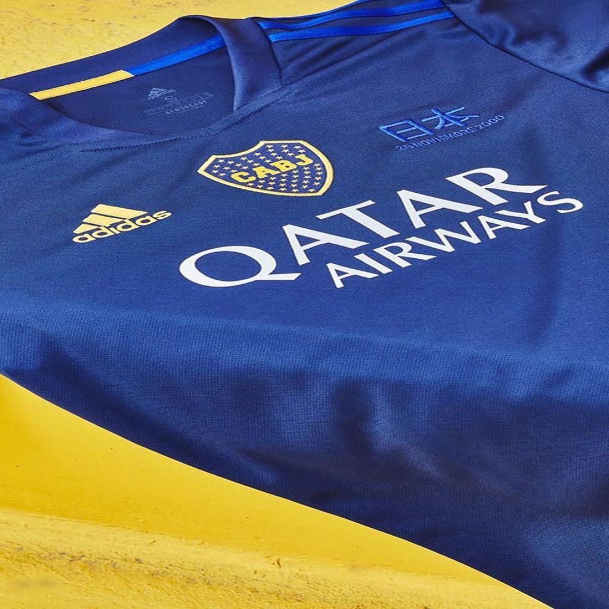 442 Boca Con Camiseta Alternativa Homenaje A La Copa Intercontinental Del 2000