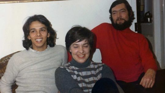 El legado. Jairo es uno de los artistas que más difundió la obra de María Elena Walsh. En 2020 se cumplieron 50 años del lanzamiento de “Emociones”, su primer trabajo discográfico. El cordobés, junto a Walsh y Cortázar.