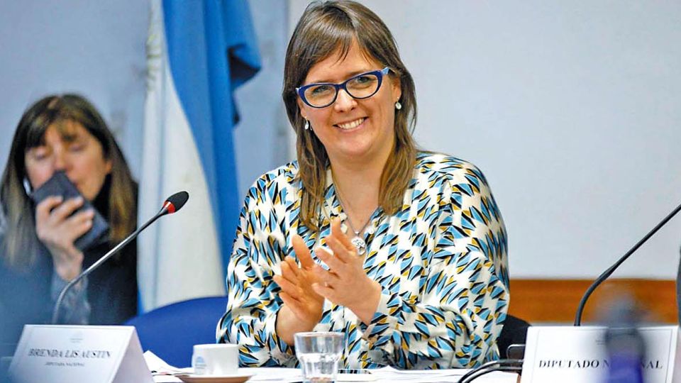 Feminista. Fue una de las impulsoras del aborto en el Congreso.