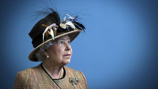 Son actrices y pusieron su talento al servicio de la Reina Isabel II