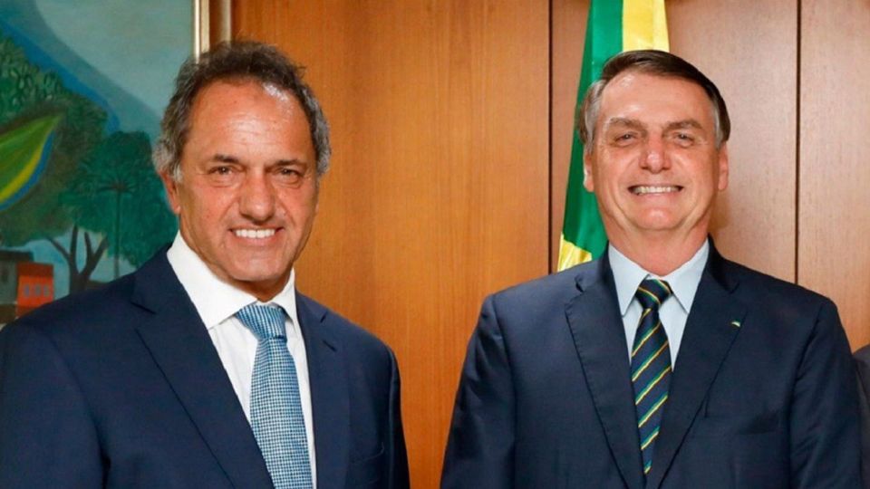 Jair Bolsonaro y el embajador Daniel Scioli en el Palacio del Planalto 20210113