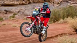 Una de las claves del éxito del argentino a sido su moto, la Honda CRF450 Rally.