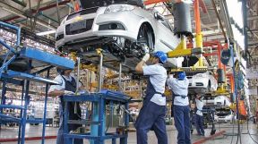 20210116_industria_automotriz_cedoc_g