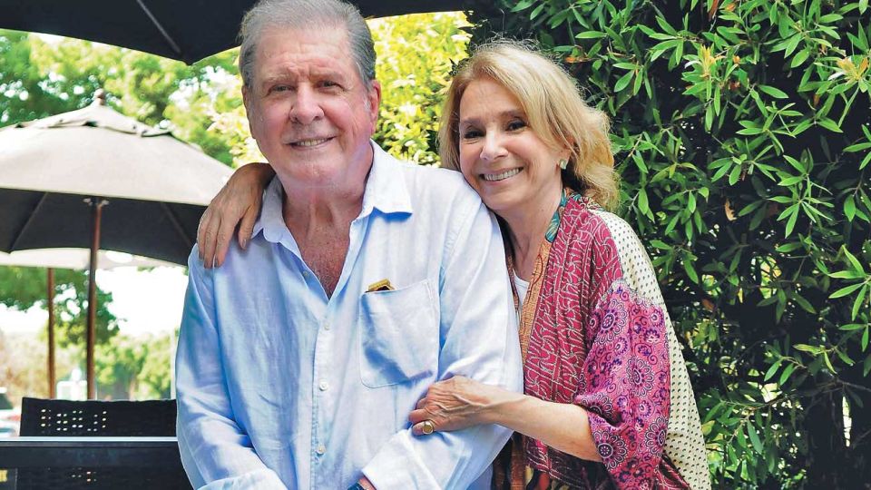 Compañía. Así sea en las tablas como en la radio, la pareja comparte desde hace décadas su pasión por el arte y por su estilo de vida.