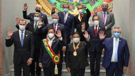 Duque, Abdo Benítez, Alberto Ferández y otros, en la asunción de Luis Arce en Bolivia.