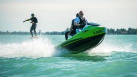 La Narke GT95 se destaca a simple vista por las líneas de su casco, que consolidan su diseño moderno, lujoso y con tecnología de punta.