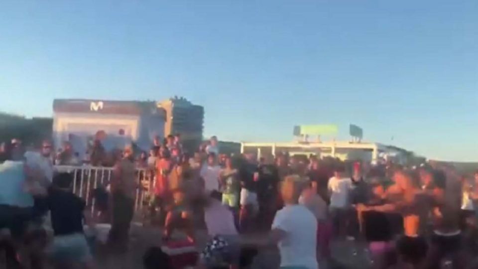 Descontrol en una playa de Pinamar.