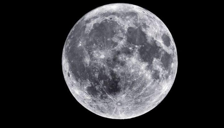 Luna llena de diciembre: cortarse el pelo más allá del mito