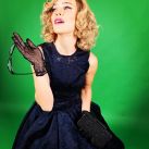 Como Marilyn Monroe: Luisana Lopilato sorprendió al probarse diferentes looks de los '50 