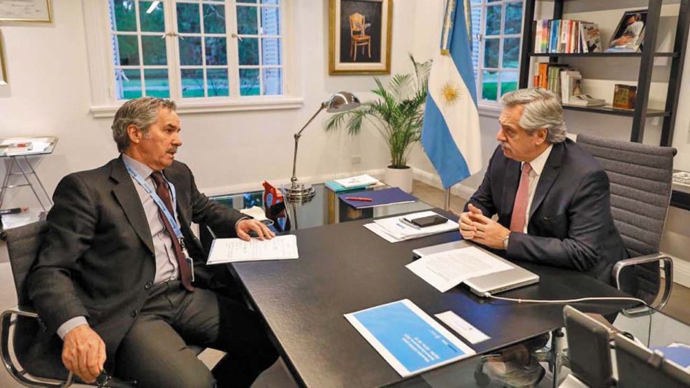 El presidente Alberto Fernández y el canciller Felipe Solá.