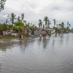 Esta imagen distribuida publicada por la ONU muestra una vista general de los daños causados por las inundaciones después del ciclón Eloise, en el barrio de Jan Munhava en Beira. | Foto:Brenda Hada / NACIONES UNIDAS / AFP