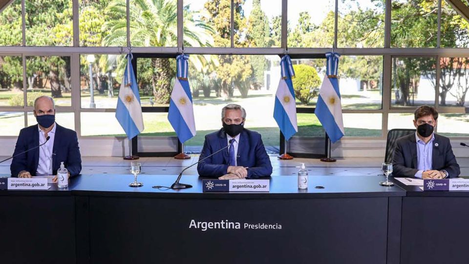 Anuncio. Al cierre de esta edición, aún no se había comunicado de manera oficial el nuevo decreto del Gobierno. Tampoco se esperaba una reunión de los tres distritos –Nación, Provincia y Ciudad– con sus responsables, como en otros momentos de la pandemia.