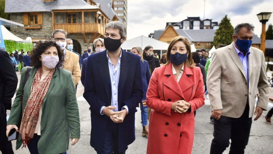 Ayuda. El ministro Lammens confirmó la asistencia al turismo.