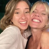 La foto vintage de Laurita Fernández con su hermana menor