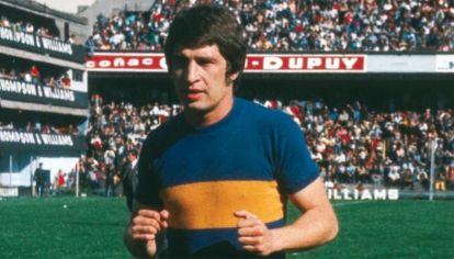 Carlos María García Cambón le marcó 4 goles a River Plate en su debut en Boca Juniors