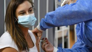 La campaña de vacunación arrancó en diciembre en Argentina.
