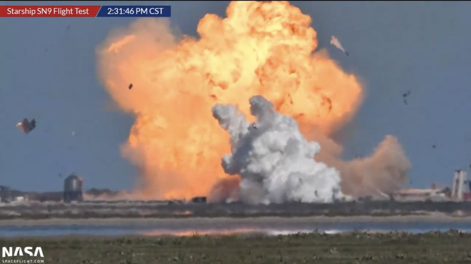El momento de la explosión del prototipo.