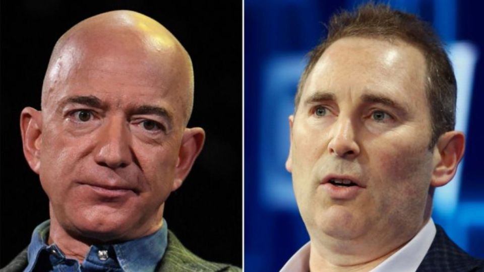 El actual CEO de Amazon, Jeff Bezos, junto a su sucesos Andy Jassy.