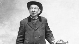 Brochero falleció, ciego y de lepra, el 26 de enero de 1914, a los 73 años.