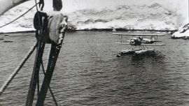 El boeing Stearman 76D-1, matricula 1-E-41, fue el primer avión argentino en volar sobre la Antártida.