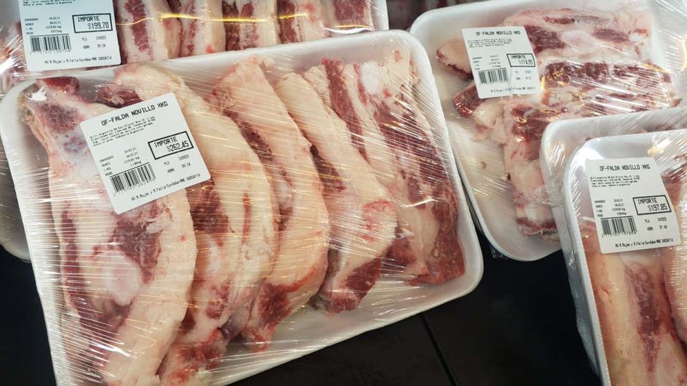 El Dipy compartió imágenes de los "cortes económicos" de carne en su Twiiter 20210204