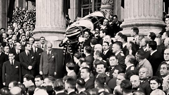 Luto. Cuando murió Evita.