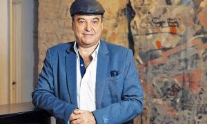 El acto. “En algún momento de mi carrera pasé de pretender enseñar filosofía, lo que era parcialmente un error, a enseñar a filosofar”.