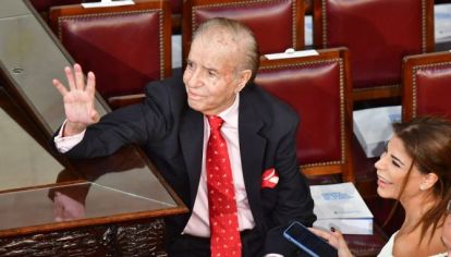 CARLOS MENEM. Una de sus últimas apariciones públicas fue en el Congreso de la Nación, en diciembre de 2019 cuando asumió el Presidente, Alberto Fernández.
