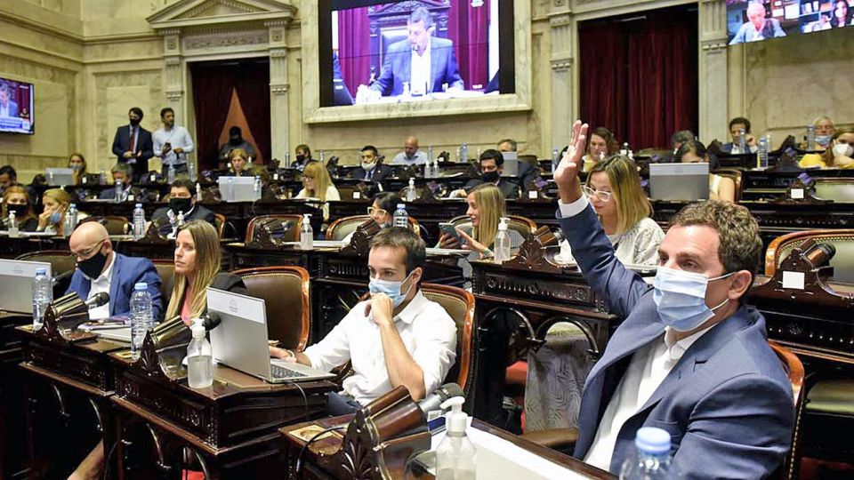 Proyectos. El ministro Martín Guzmán empuja gran parte del temario incluido por Presidencia.