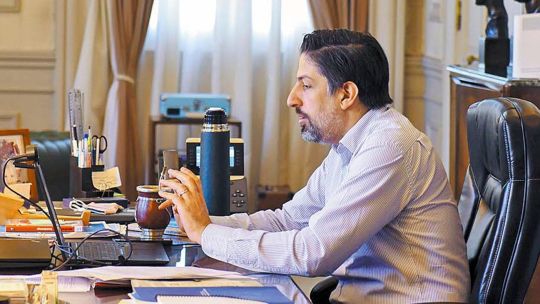 Trotta. El funcionario espera el resultado de un segundo hisopado por haber sido contacto estrecho.