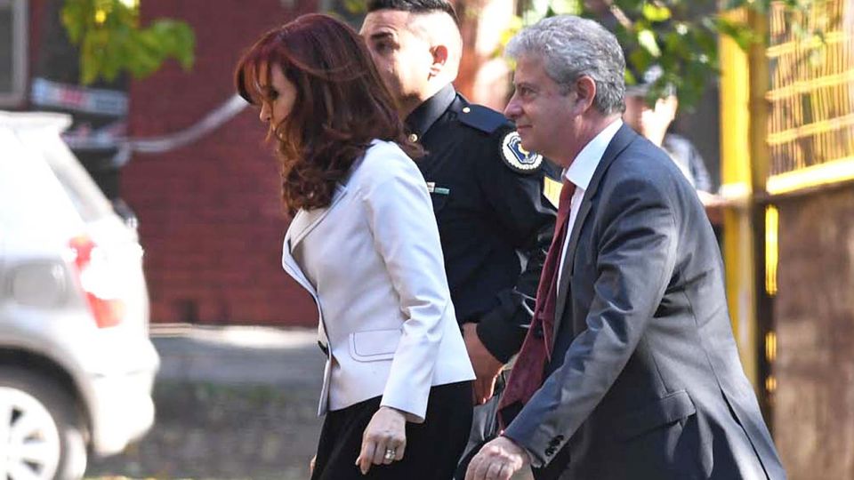 Acusada. La vicepresidenta está señalada por el presunto direccionamiento de fondos públicos.