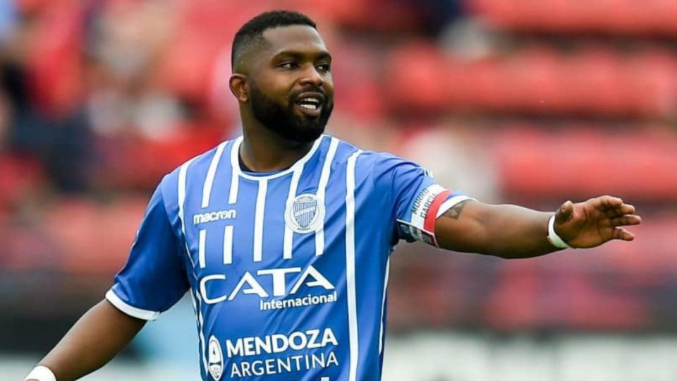 LA MUERTE DEL MORRO GARCÍA CONMUEVE AL FÚTBOL ARGENTINO. //TÉLAM