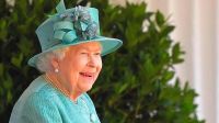 La reina Isabel II recibió otro duro golpe, ahora murió su amigo Sir Michael Oswald