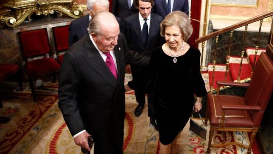 JUAN CARLOS. “Un hombre que tiene una percepción de la realidad distorsionada” y padece “lapsus de memoria”, afirmó biógrafo de Felipe VI.