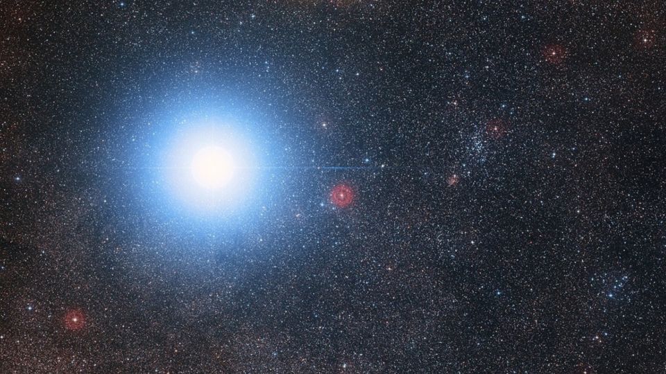 El sistema estelar Alfa Centauri, localizado a 4,37 años luz de distancia de la Tierra.