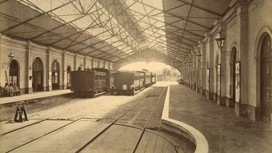 Estación Del Parque