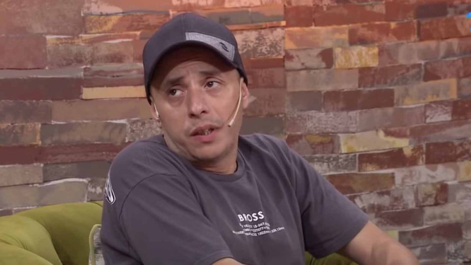 El Dipy criticó otra vez al gobierno por la gestión de las vacunas.