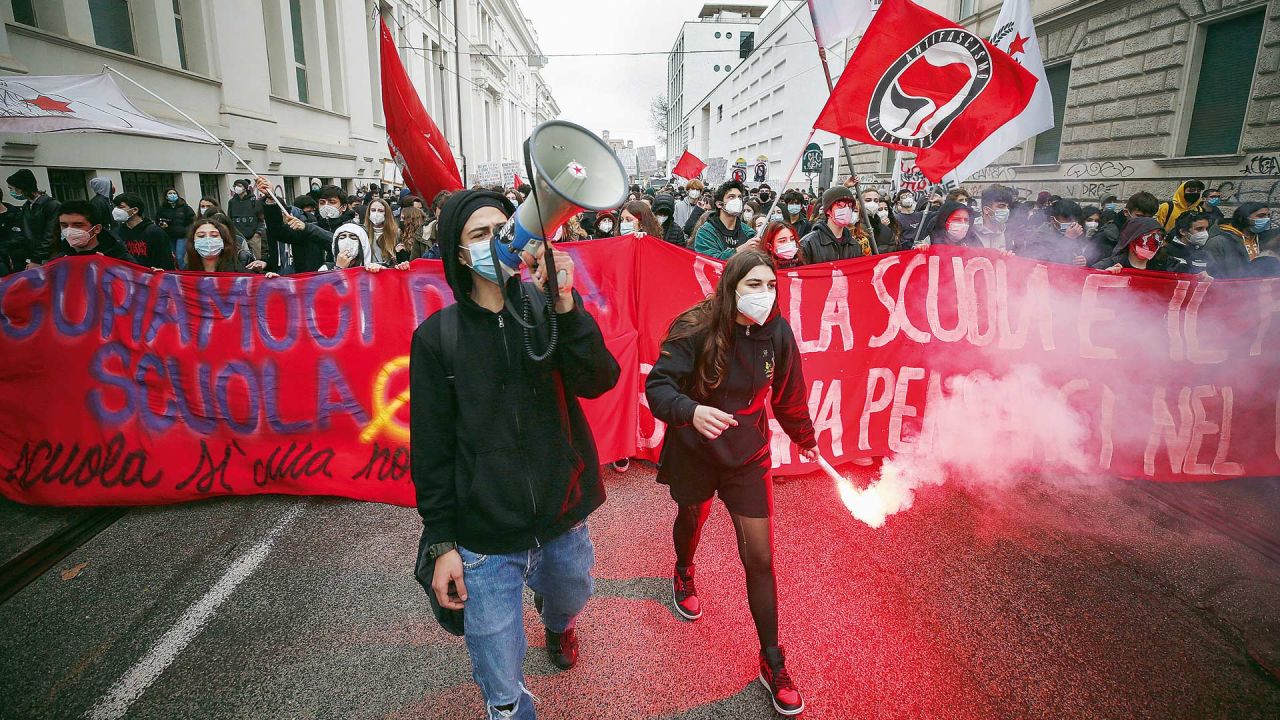 Marchas de los estudiantes italianos por el cierre de escuelas. | Foto:cedoc