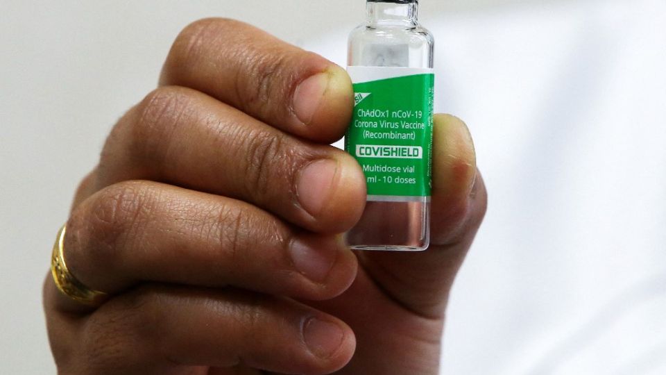 VACUNA INDIA. A diferencia de la vacuna rusa, la Covishield puede conservarse a temperaturas estándar.