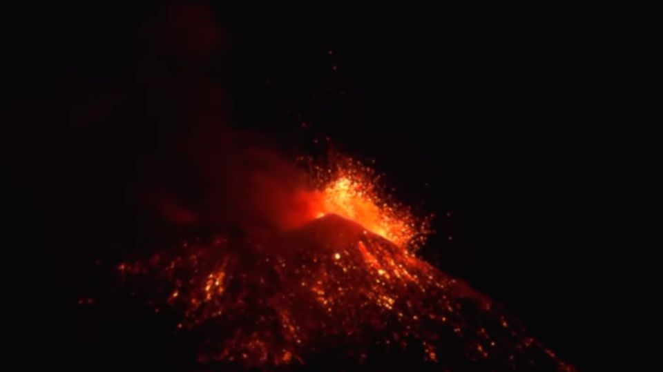 volcán etna italia