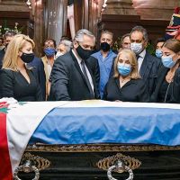 ZULEMITA DESPIDIO A SU PADRE CARLOS MENEM EN EL CONGRESO