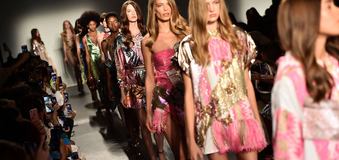 Custo presenta a sus mujeres poderosas en la Semana de la Moda de Nueva York