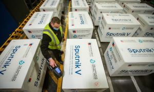 La vacuna Sputnik V se va a producir en el laboratorio Richmond de Argentina