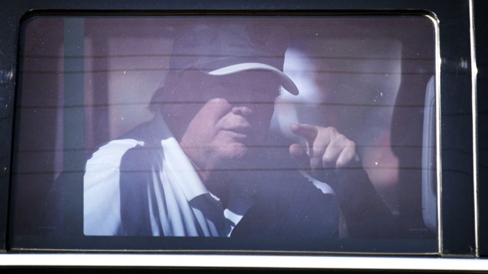 El expresidente de los Estados Unidos, Donald Trump, desde su residencia en Palm Beach, Florida.