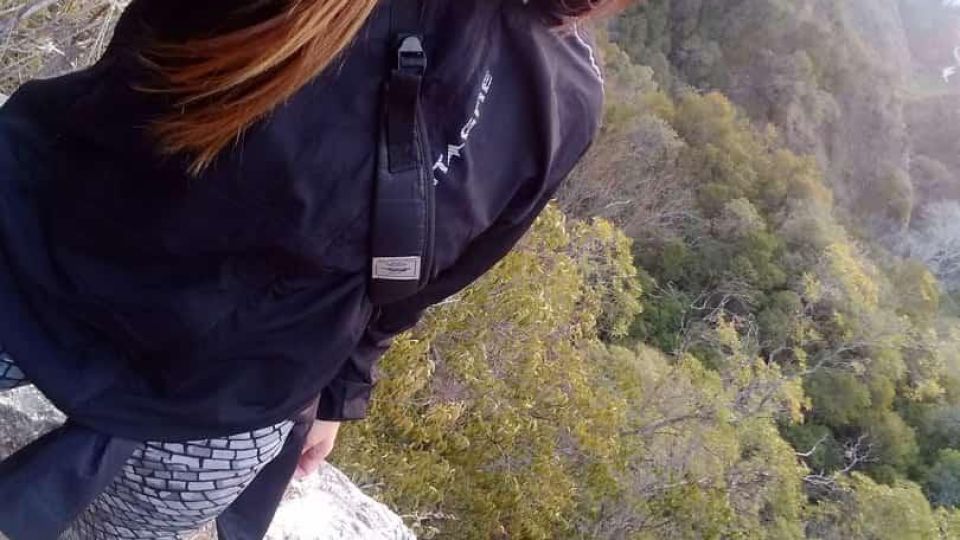 BÚSQUEDA POLICIAL. Las cámaras seguridad sobre la ruta 38 pudieron registrar los desplazamientos del n auto del asesino de Ivana, Galván, sobre la zona del viejo camino de El Cuadrado y de la Pampa De Olaen.