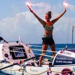 Jasmine navegó durante 70 días, 3 horas y 48 minutos por el océano Atlántico.