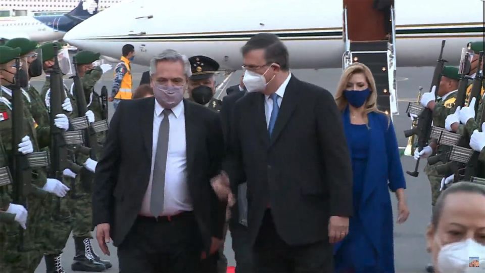 Arribo a México de Alberto Fernández