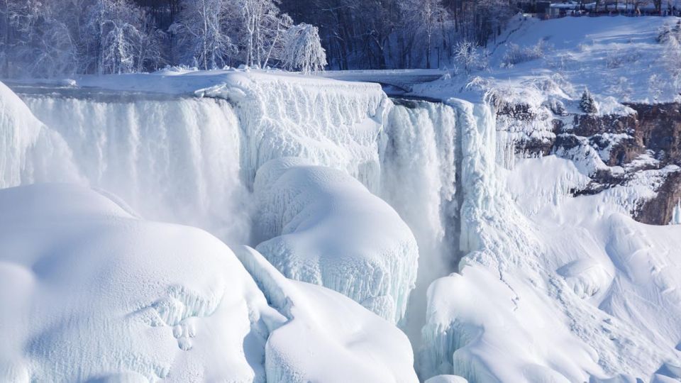 cataratas del Niagara congeladas