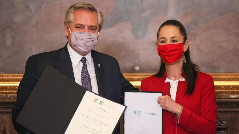 Alberto Fernández Viaje México