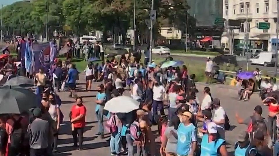 Protesta en el Obelisco de Organizaciones sociales 20210225